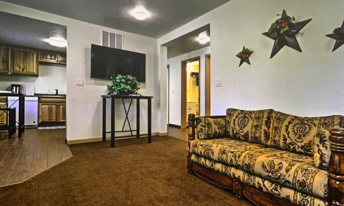 Escalante House | Prairie Star House - Mountain View