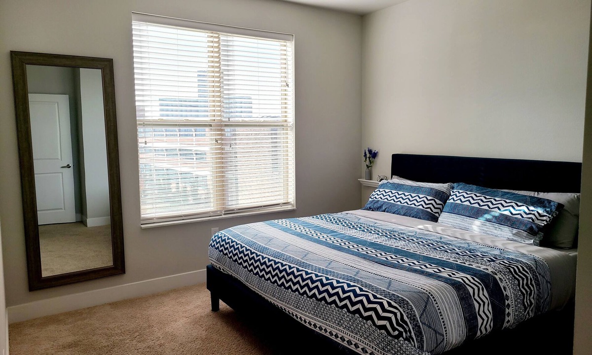 Central West End Apartment | Prime CWE Area w/Lux Amenities and King Bed (304)