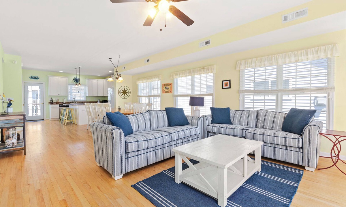 Bethany Beach House | Private beach with Beautiful Sunsets-Kids Bedroom & Entertainment room