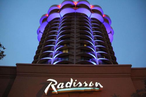 Covington Hotel | Radisson Hotel Cincinnati Riverfront