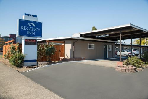 Springfield Hotel | Regency Inn