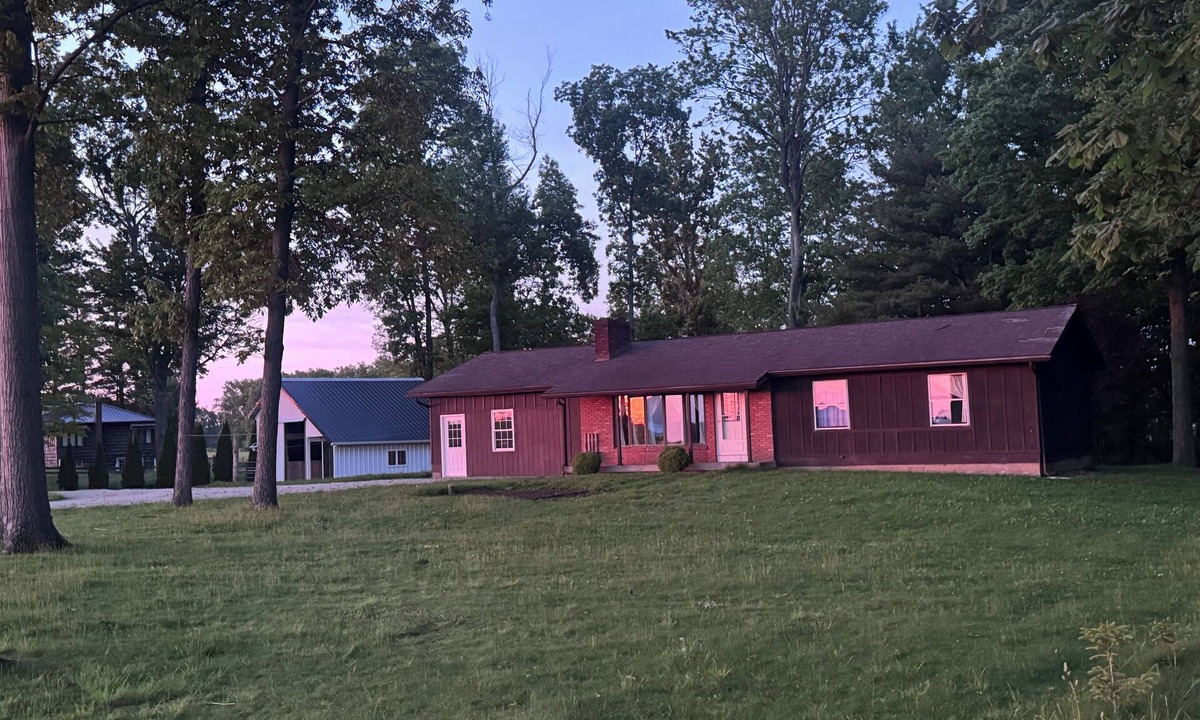 Wooster House | Relaxing 3-bedroom Amish living home just minutes away from amish country!