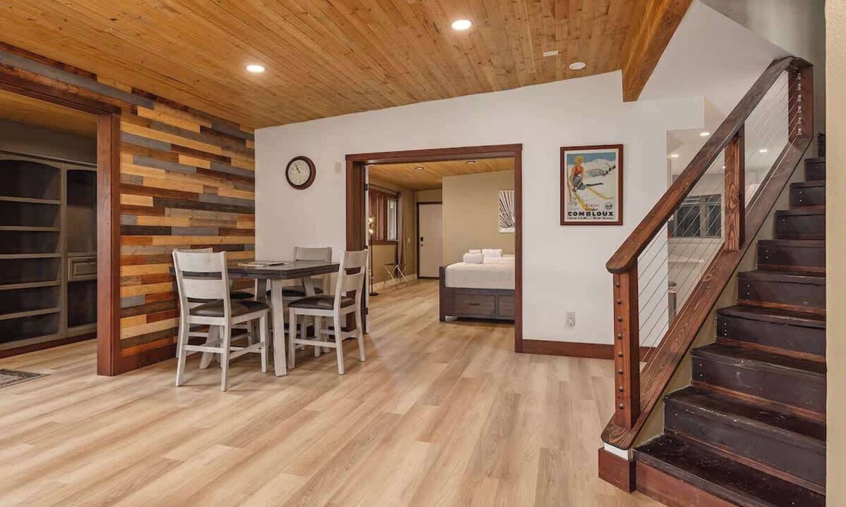 Alyeska House | Residential Area Ski Chalet by Creek - Sleeps 6