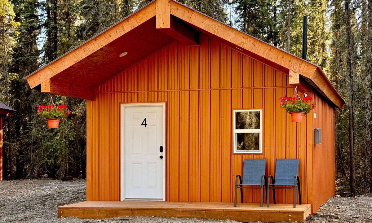 Tok Cabin | Roberts Lodge in Tok, Alaska