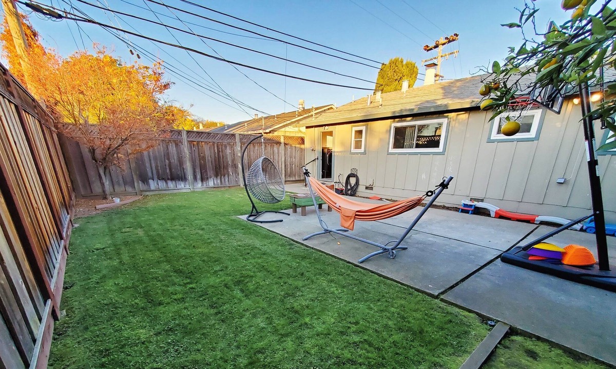 East San Mateo House | San Mateo Clean &Cozy 3brs Home close to beach
