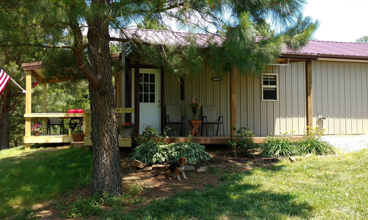 Golconda Apartment | Shawnee Pines Lodging - #2 Cute Studio