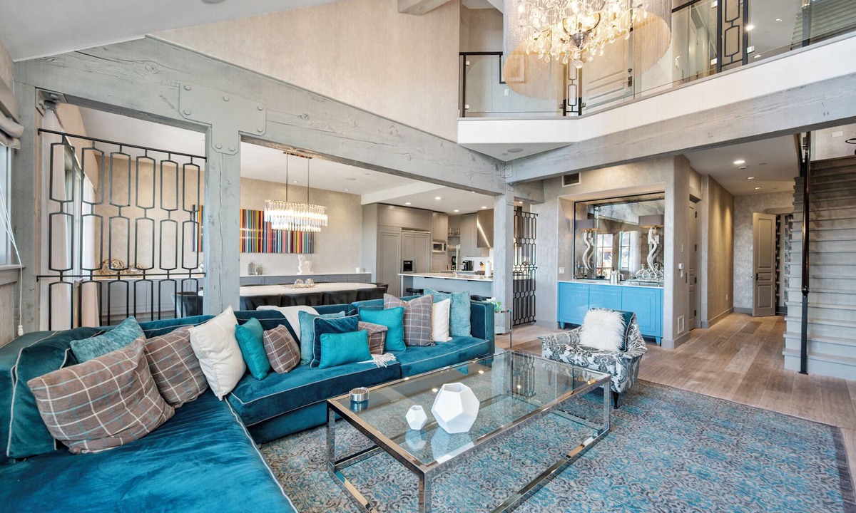 North Park City House | Silver Star 41DX | Near Silver Star Lift