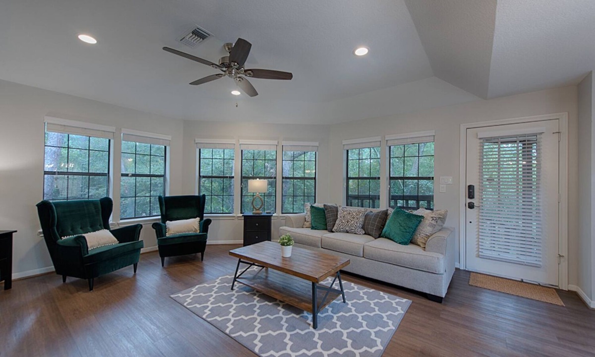 Panther Creek Apartment | Spacious 1BR Apt Retreat in The Woodlands: Private, Peaceful, Great Location