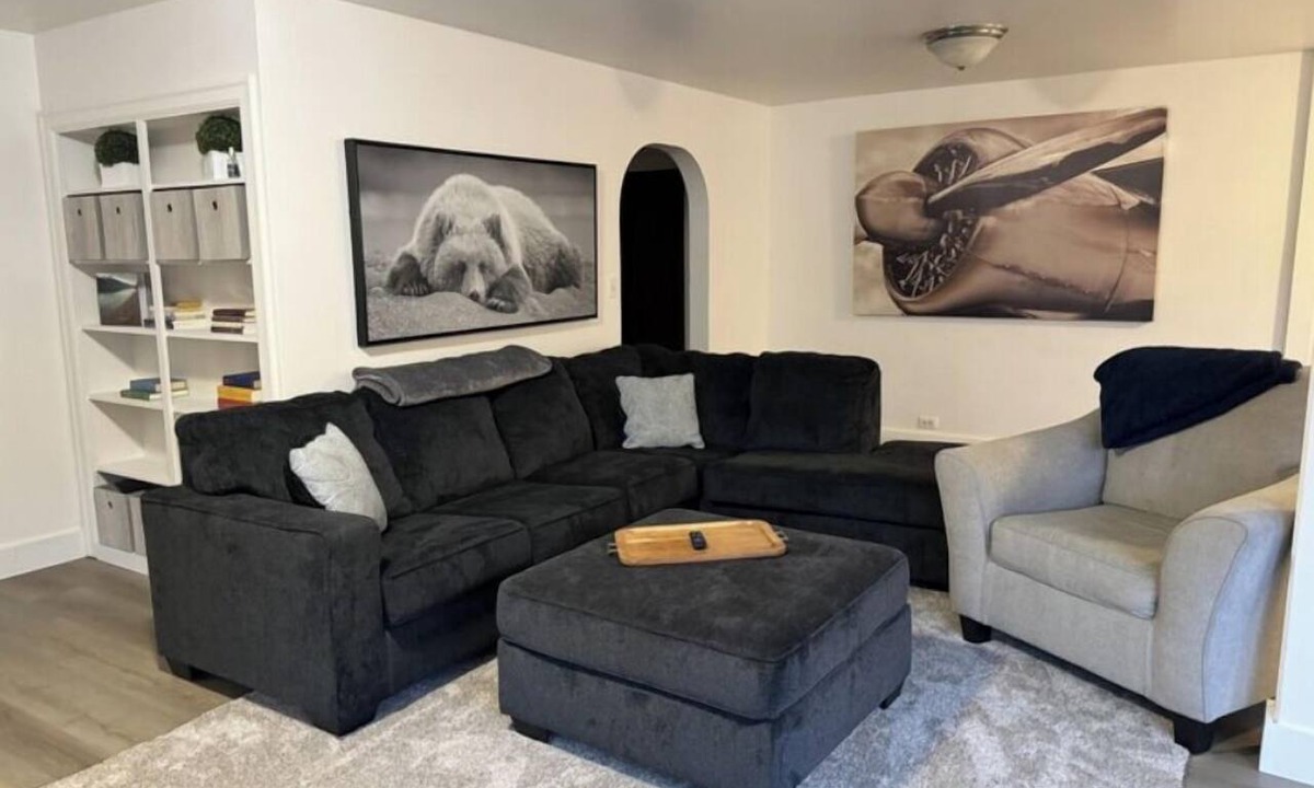 Ketchikan Apartment | Spacious 3-bedroom apartment in beautiful downtown Ketchikan