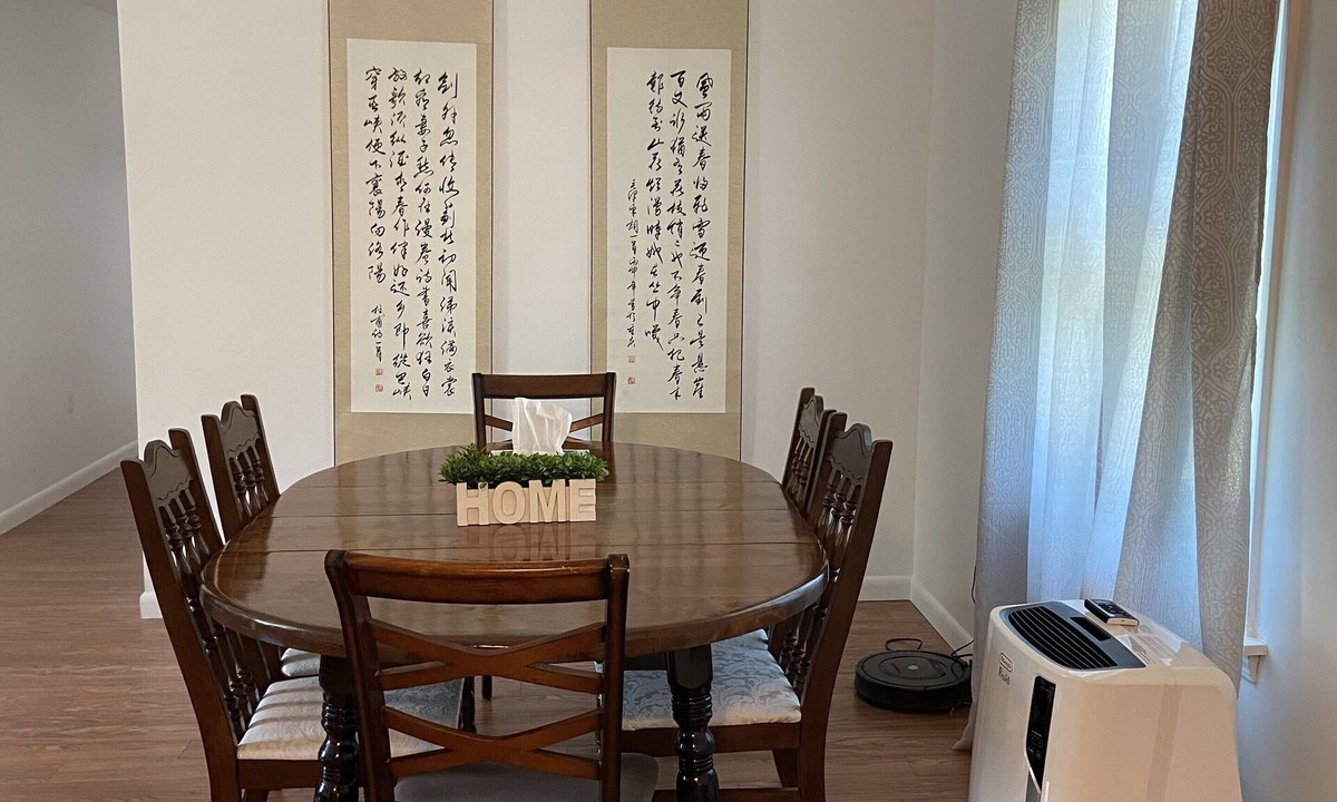 Frankfort Apartment | spacious clean vacation unit near Bangor and on your way to Acadia National Park