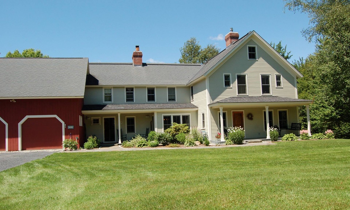 Stowe Hollow House | Spacious & Comfy Modern Farmhouse, Private w/Mountain Views. Hot Tub & Sauna