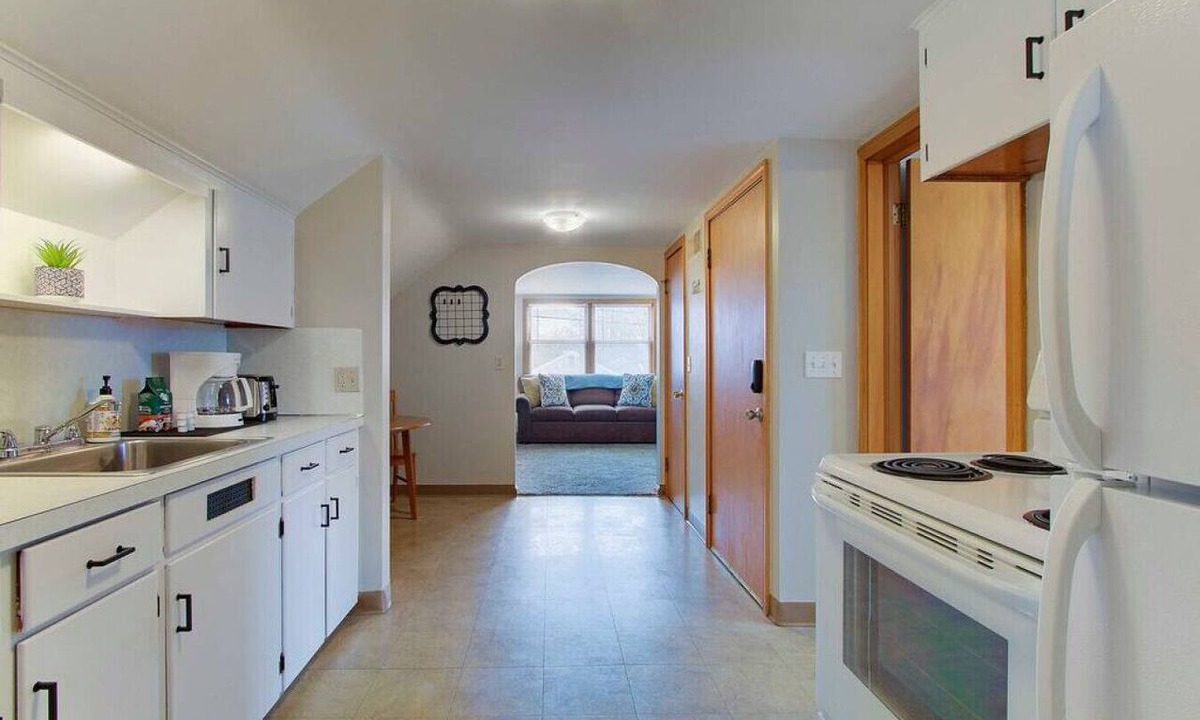 North Canton Apartment | Spacious King Suite near Hall of Fame/Hwy/Airport