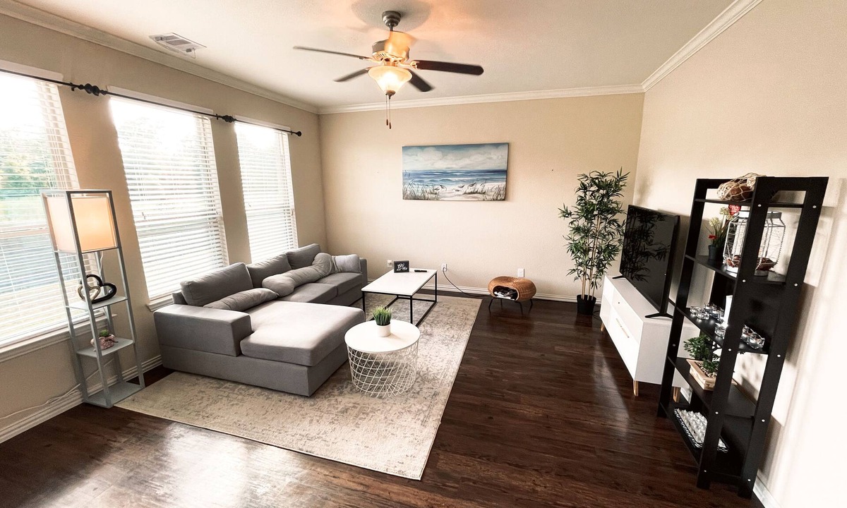Conroe House | Spacious, New build 4 bedroom house in Conroe