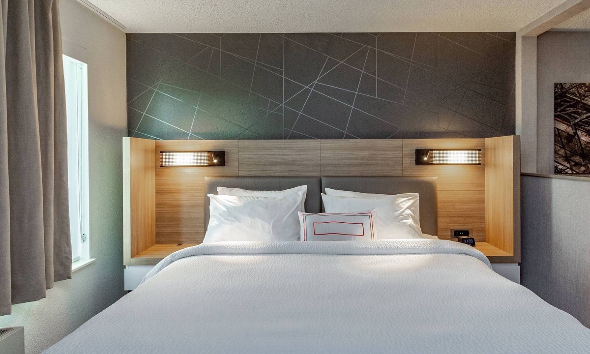 Midtown Anchorage Hotel | SpringHill Suites Anchorage Midtown