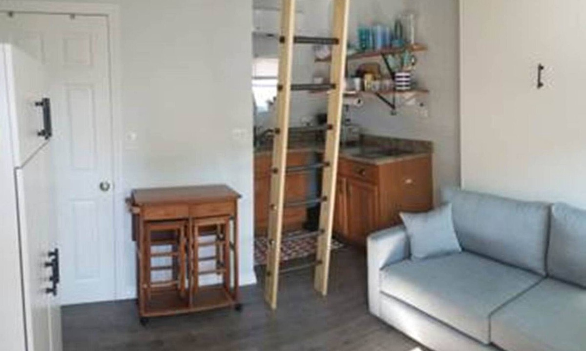 Scarborough Condo | Studio Condo (Newly Renovated) - 150' to Beach 20 min to Portland