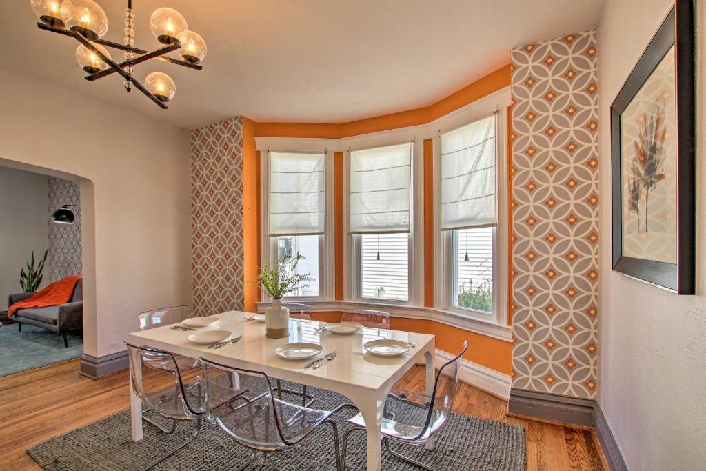 St. Charles Historic District House | Stylish Home Less Than 1 Mile to Historic District!