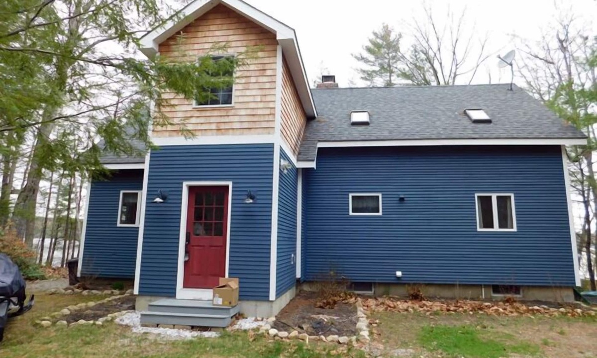 West Poland Cottage | *SUMMER SPECIAL* Spacious pet-friendly family retreat on Thompson Lake!
