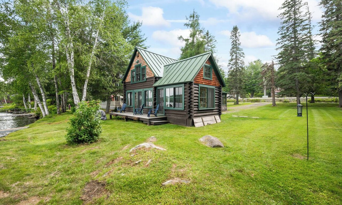 Oquossoc Cottage | The Lake Escape on Rangeley Lake