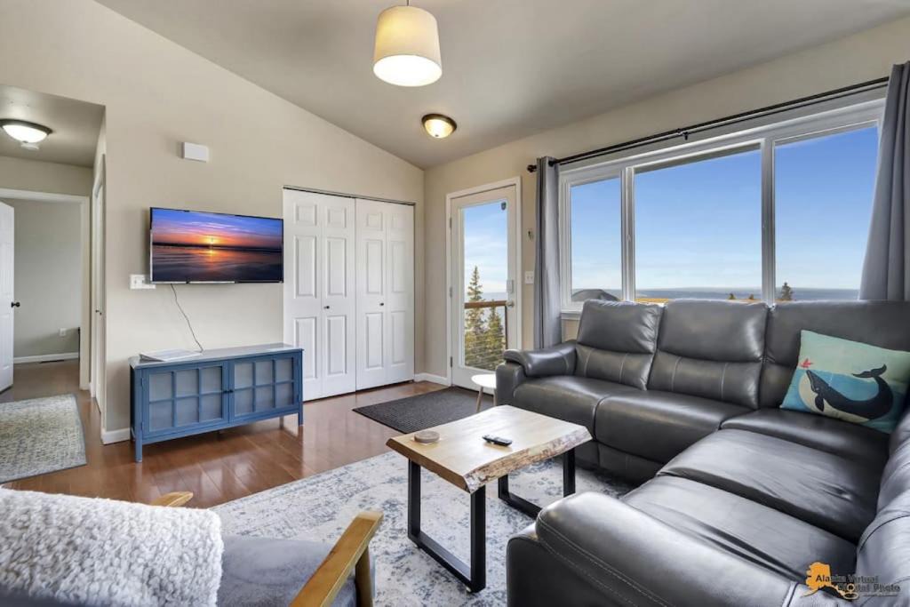Rabbit Creek Apartment | The Mountain Top Escape w/Scenic Views & Trails