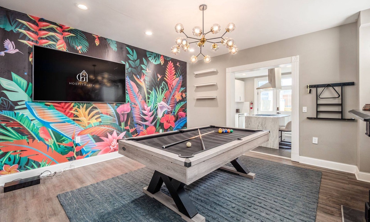 Italian Village House | The Pop Fusion Pad in Short North