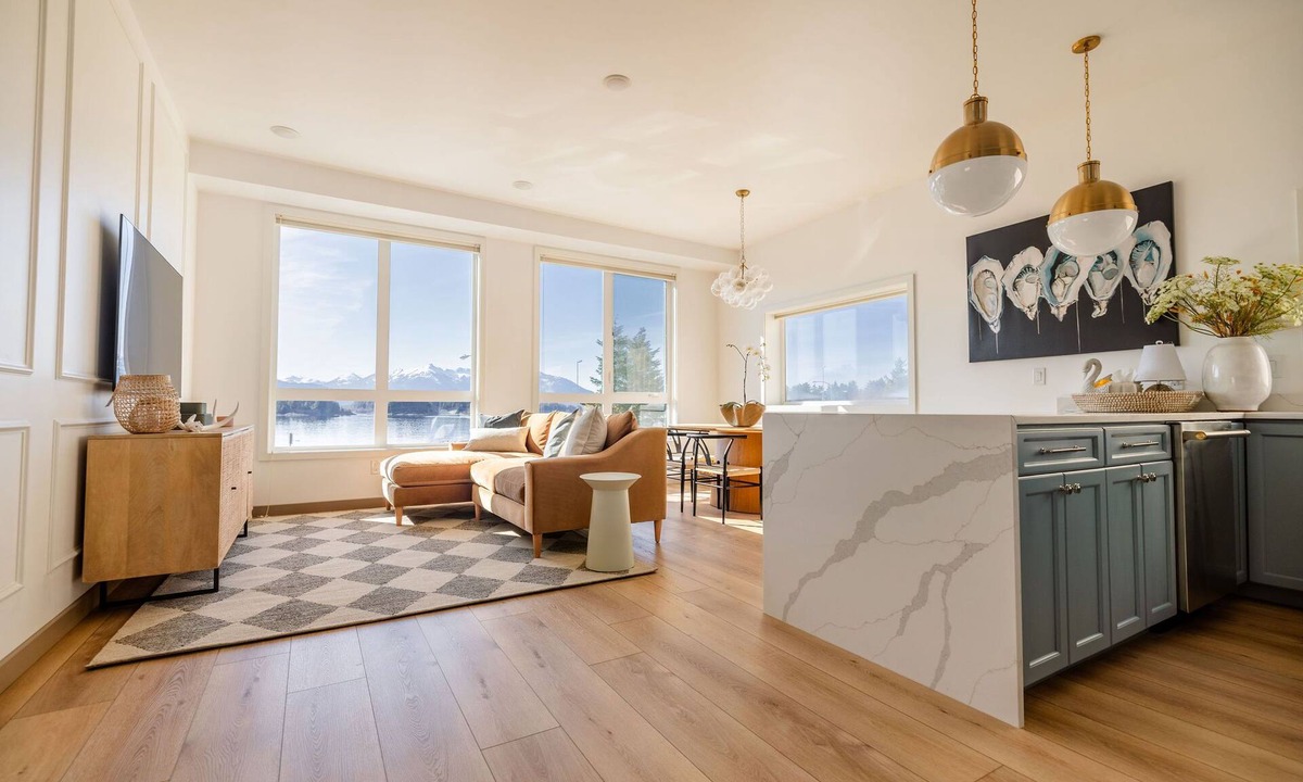 Sitka Apartment | The Ressa 2BED/1BATH Located in the heart of Downtown