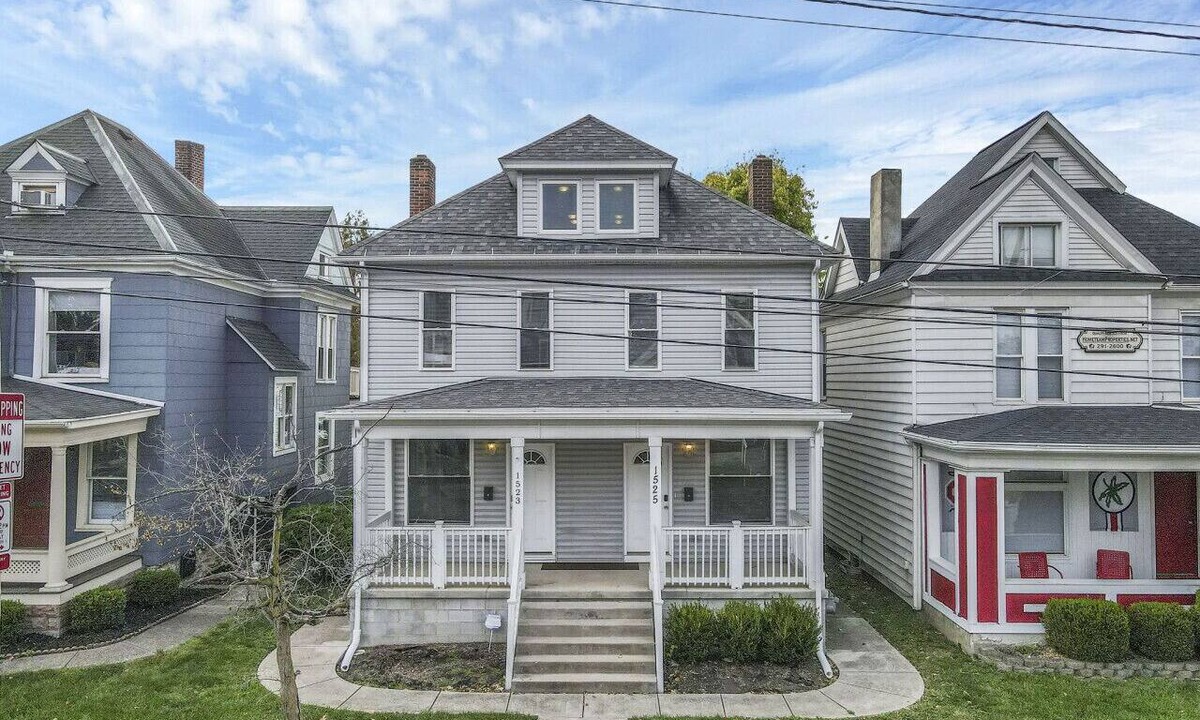 Weinland Park House | The Summit Street `23