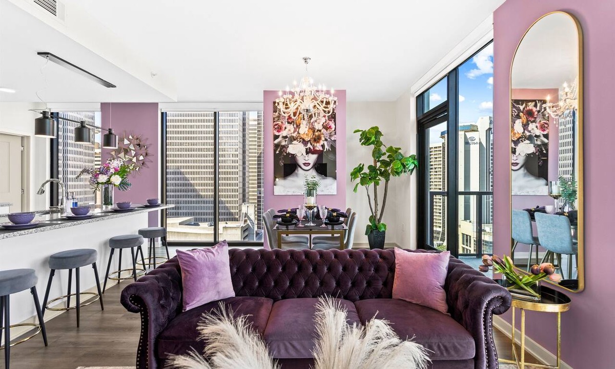 Peachtree Center Apartment | The Velvet Room | 17th Floor Luxury Condo | Skyline Views & Balcony