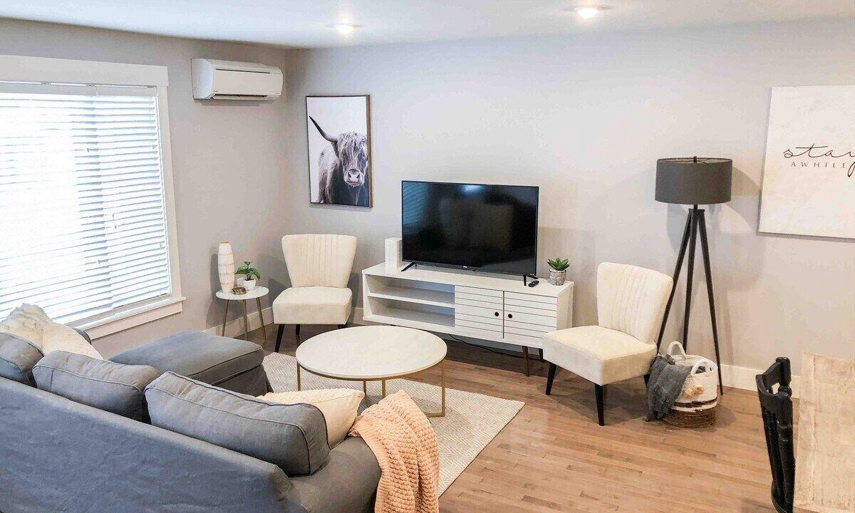Fredericton Apartment | This apartment is a 2 bedroom(s), 1.5 bathrooms, located in Fredericton, NB.