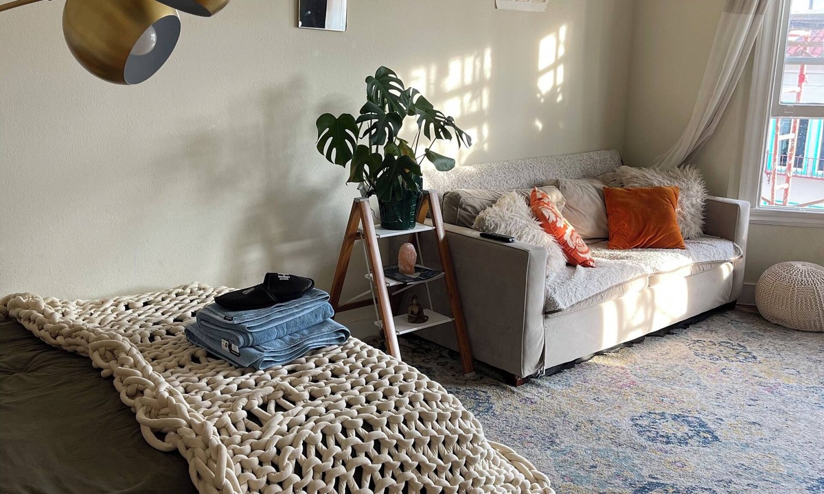 Marina District Apartment | Top Floor 1 Bedroom in Heart of the Marina SF