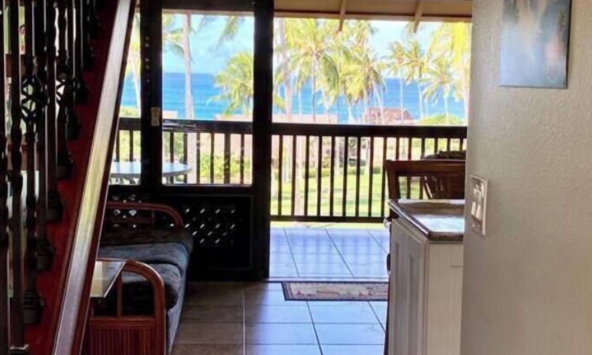 Maunaloa Condo | Top-Floor Ocean View Condo- Kepuhi Beach! Molokai Rental Car discount for guests