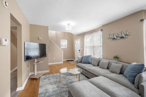 Columbia-Tusculum House | Tusculum Hilltop Haven For 8