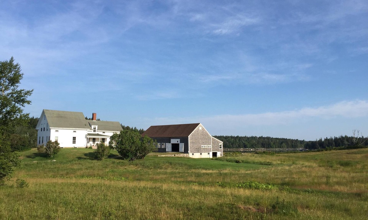 Vinalhaven House | Under Renovation! Beautiful 1800's Waterfront Farmhouse with Guesthouse and Barn