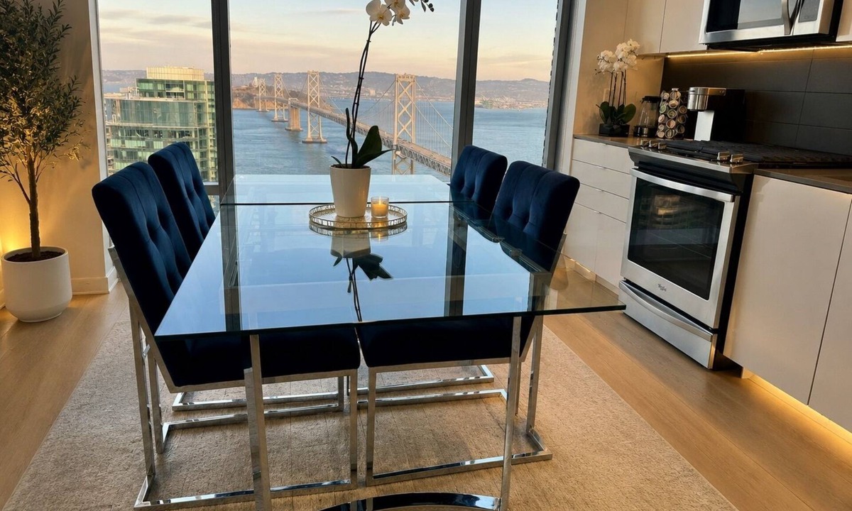South Beach Apartment | Unforgettable Luxury Penthouse ★ Iconic Bay Bridge & Skyline Views in SF