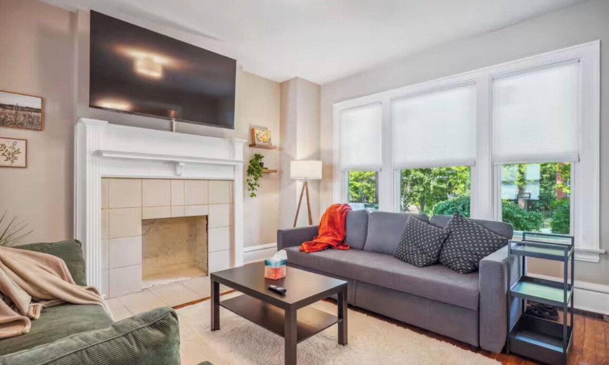 Olde Towne East House | Updated Historical Home Downtown - Sunroom & Yard! Perfect for Families & Groups