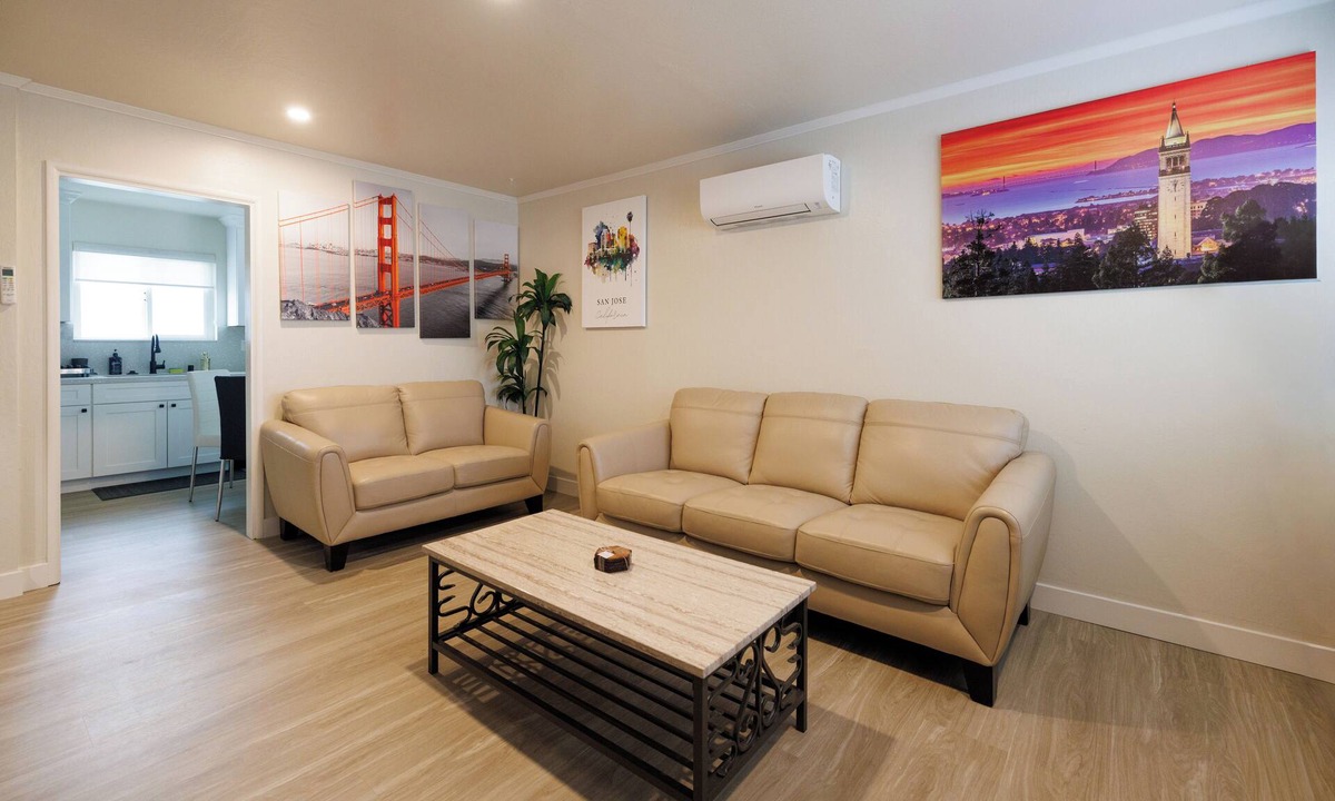West San Jose Apartment | Upscale Bay Area themed place near Santana Row