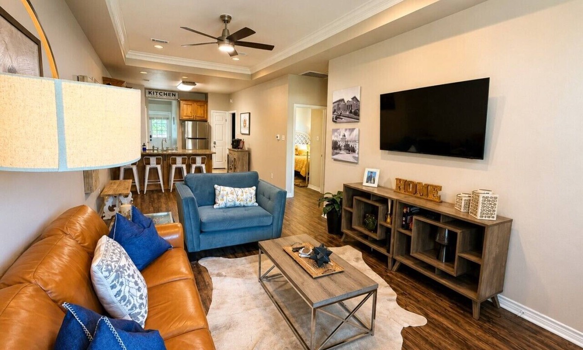University Park House | Varsity Vacay ~ Centrally located Aggieland Escape!