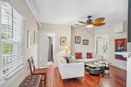 Downtown Historic District Apartment | Villa Mulvey # 5