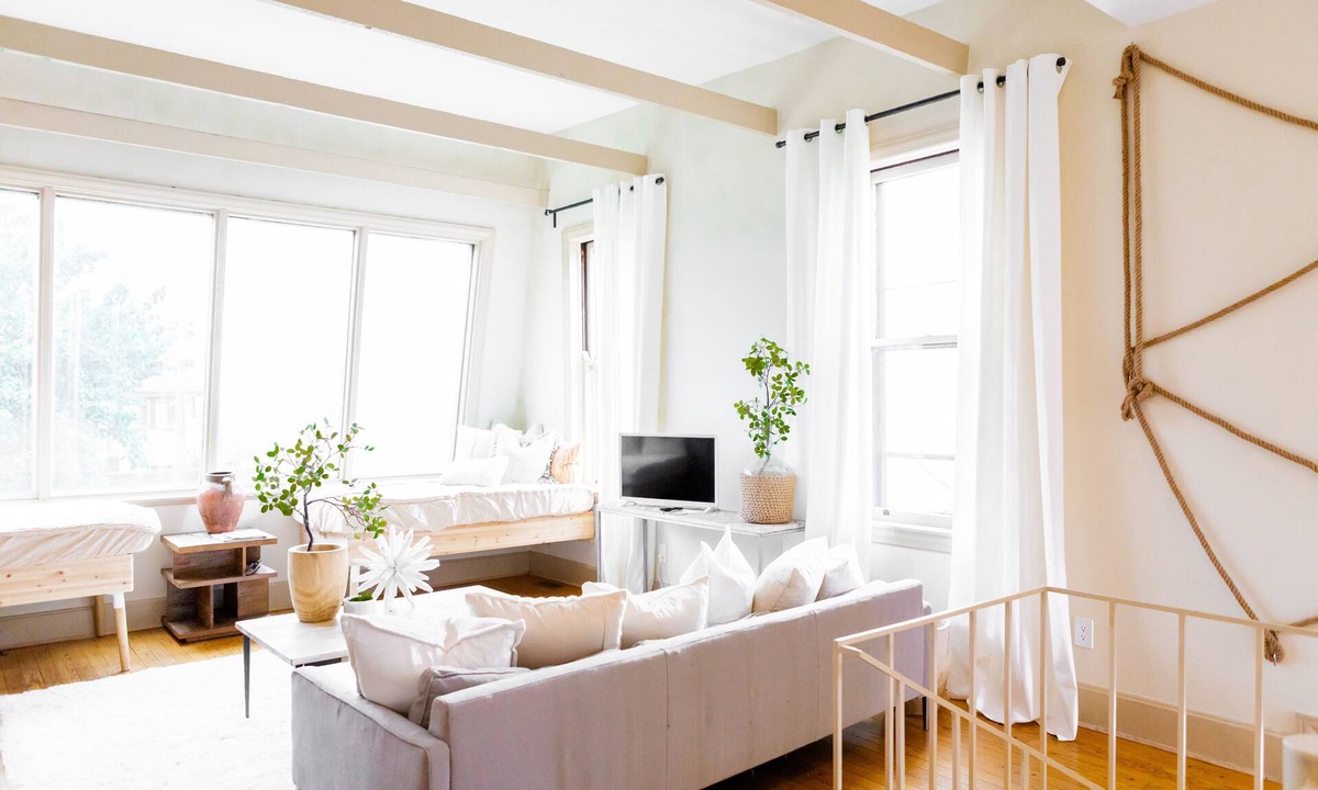 Mount Adams House | Voted best interior design property for monthly stays in Mt Adams Cincinnati