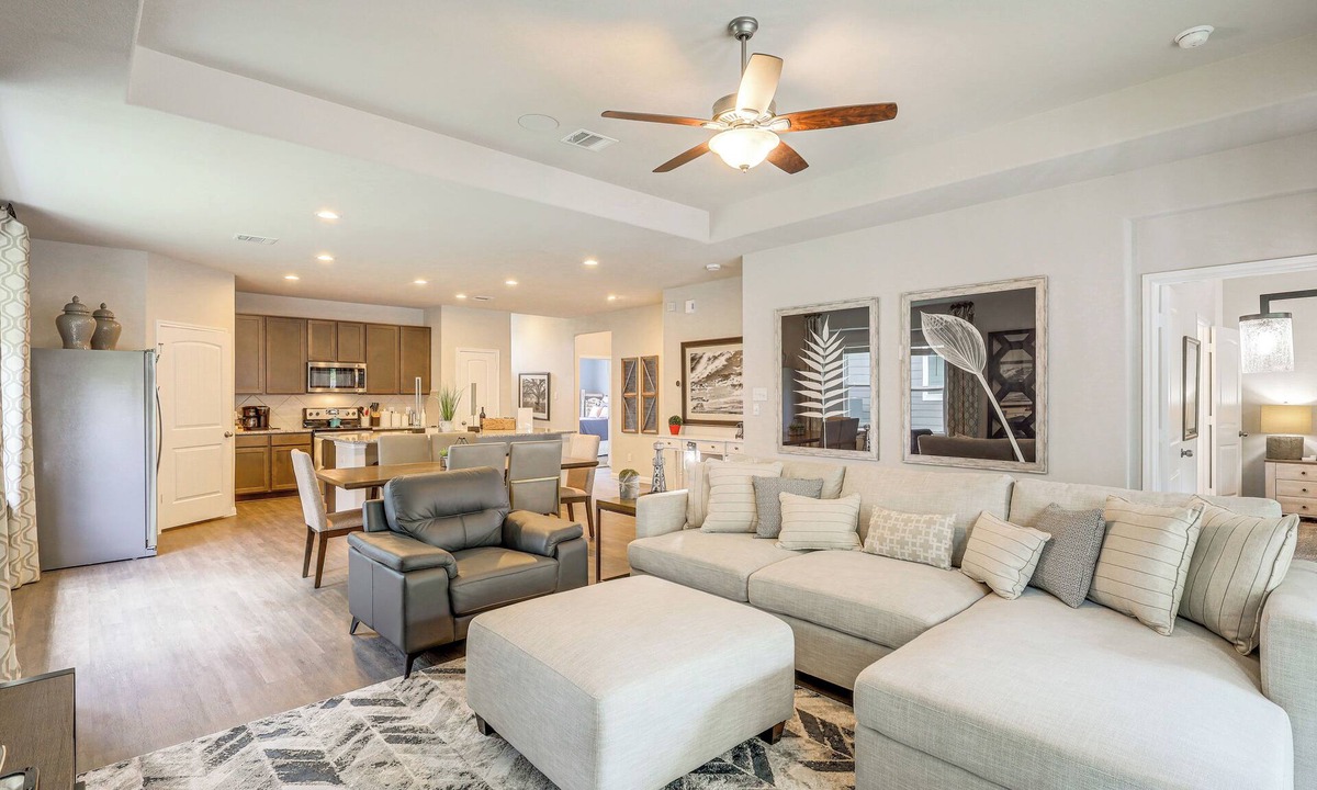College Station House | Walk to Brazos County Expo: Elegant Home w/Grill!