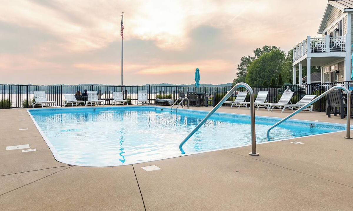 Saugatuck Condo | Waterfront Condo, Pool, Walk to Downtown