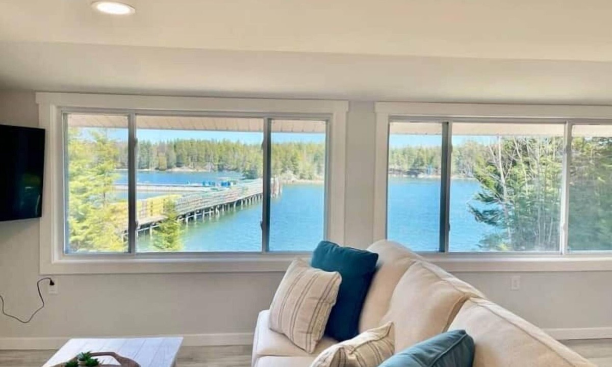 Steuben House | Waterfront Cottage on Private Island near Acadia