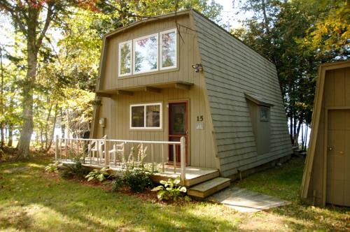 Beaver Cove House | Waterfront home on Moosehead Lake