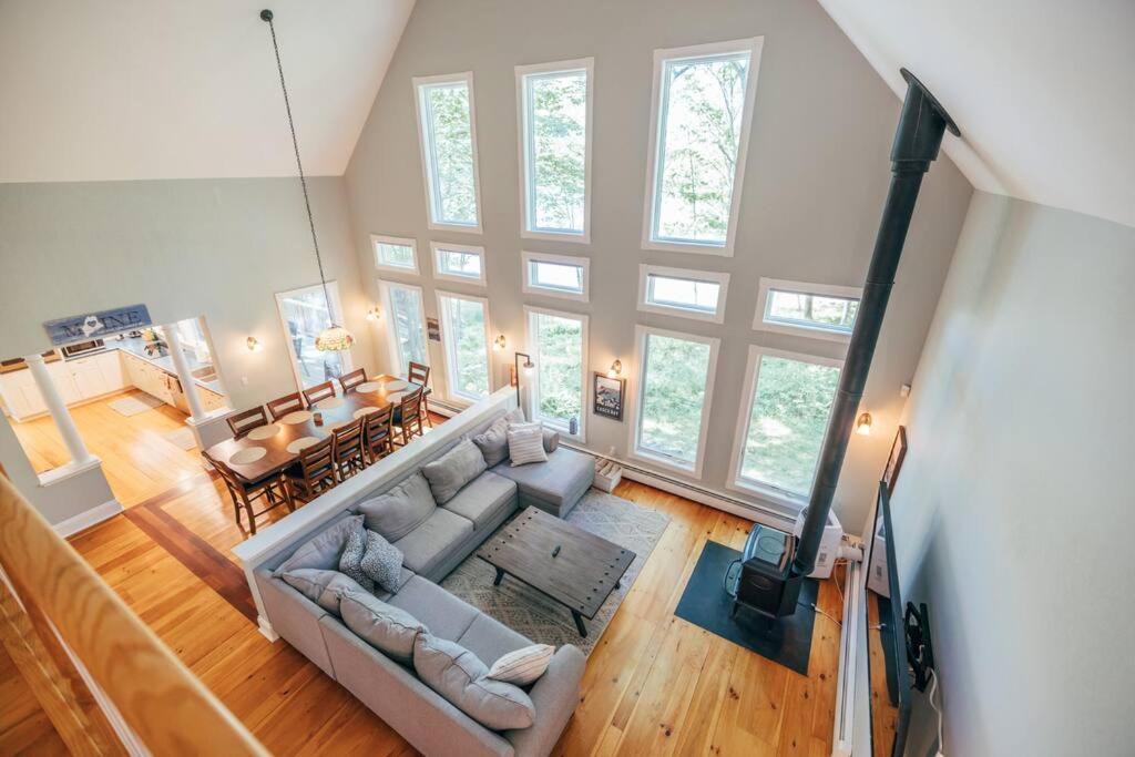 Freeport Villa | Waterfront, Luxury, Spacious home in Freeport!