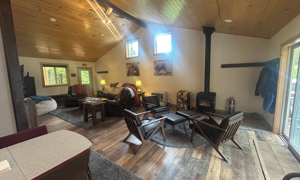Naukati Bay Cabin | “We Fish Cabin” on Prince of Whales Island: Fishing,Hunting and Exploring