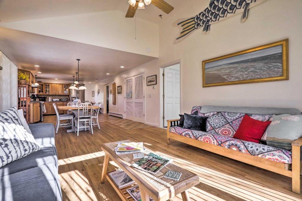 Westerly House | Westerly Vacation Home: Town Beach Access