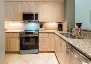 203 Mariners Club - This tri-level townhouse boasts 4 bedrooms and 3 baths