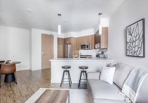 Deluxe Redwood City 1BR w/W/D, Gym, BBQ, walk to Caltrain, by Blueground