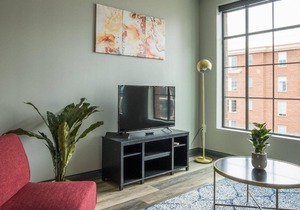 Entertainment + Shopping @ Central Downtown Flat