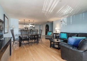 Fabulous beachfront 2 Bedroom Condo in the middle of the action
