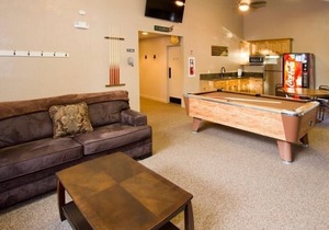 St Anton Condos #21 (1-Bedroom) with Pool by RedAwning